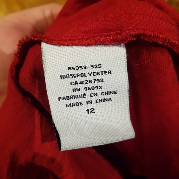 Beautiful red blouse - Picture 5 of 5